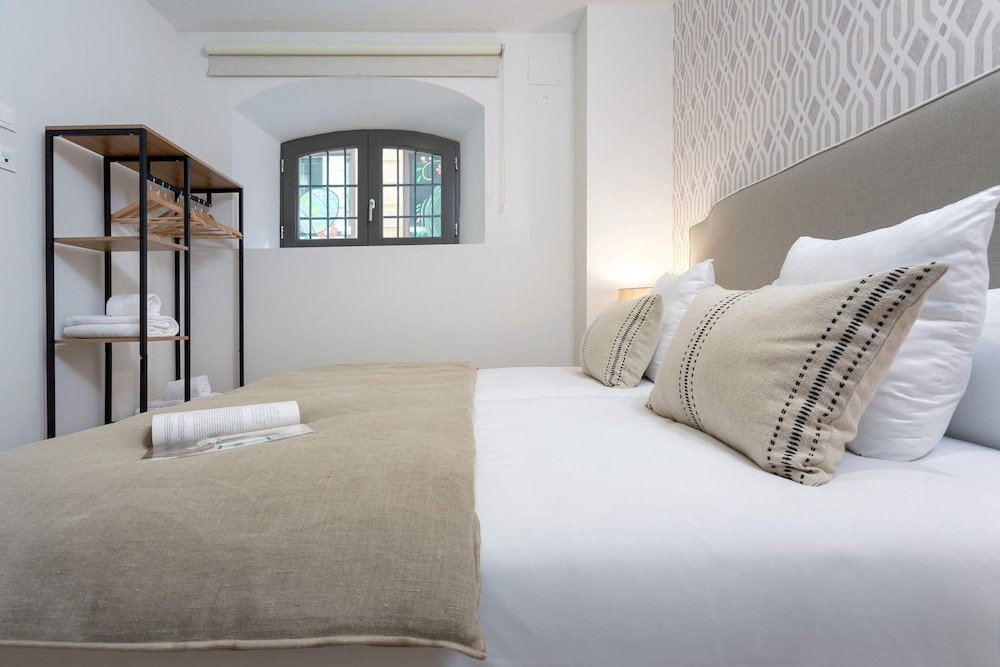 Basic Single Room photo 3
