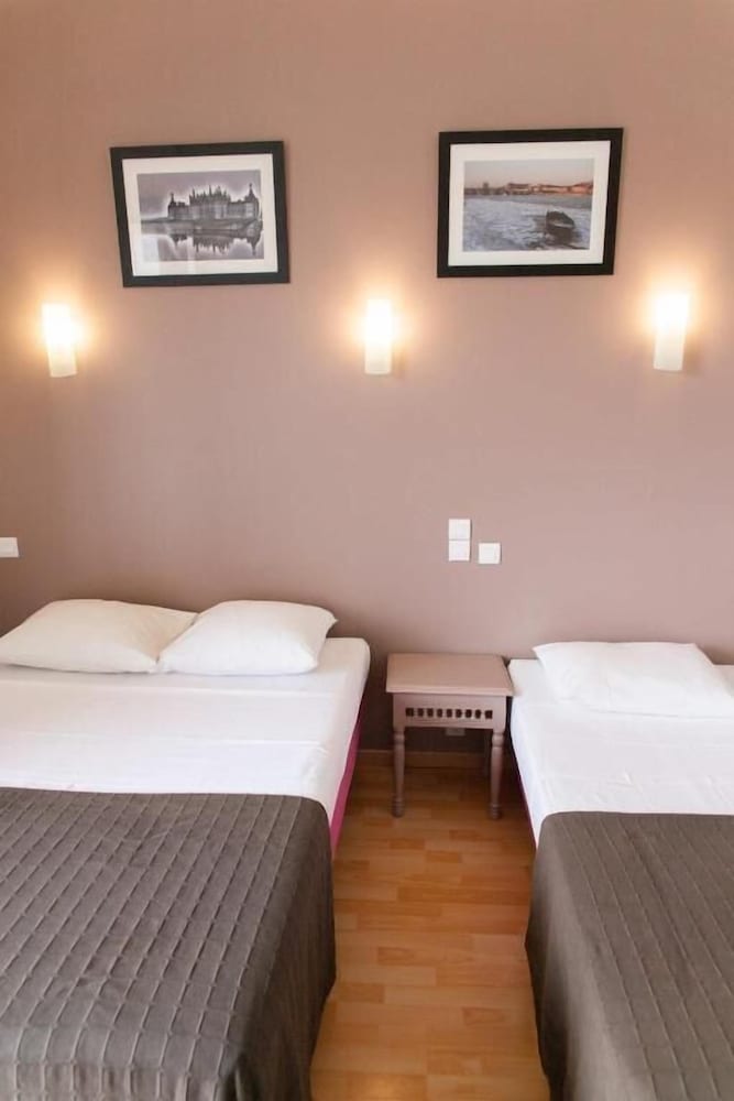 3 Standard Triple Room, Private bathroom