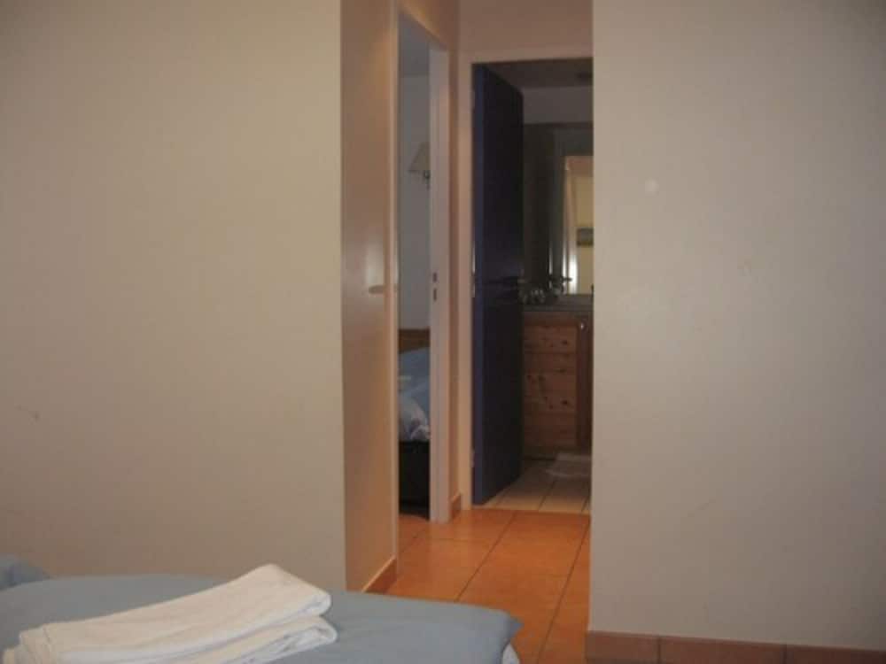 Family Room photo 1