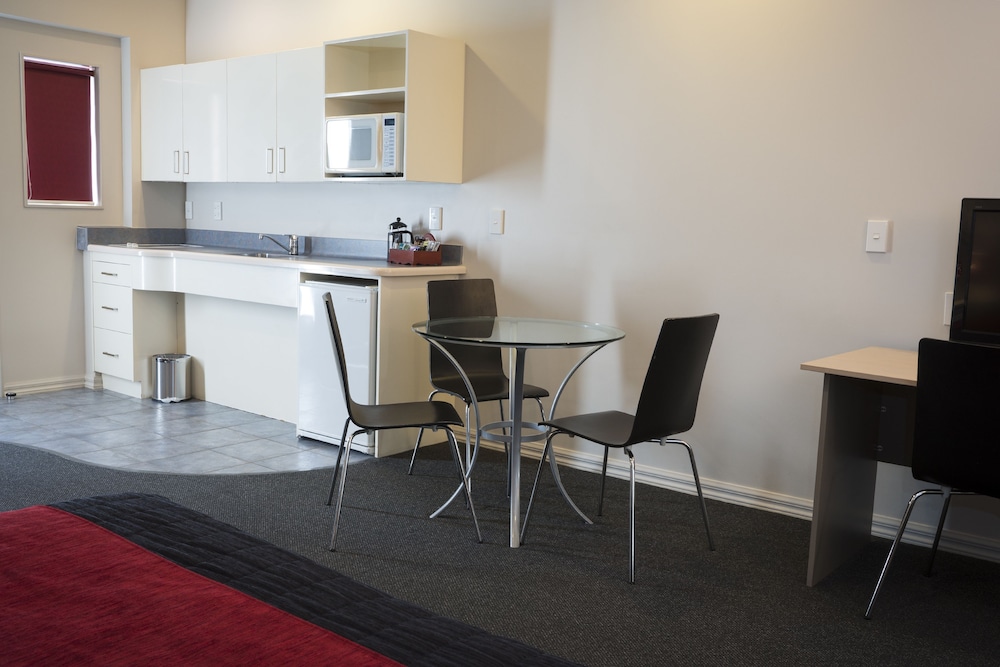 Family Studio Suite, 1 Bedroom, Ground Floor photo 3