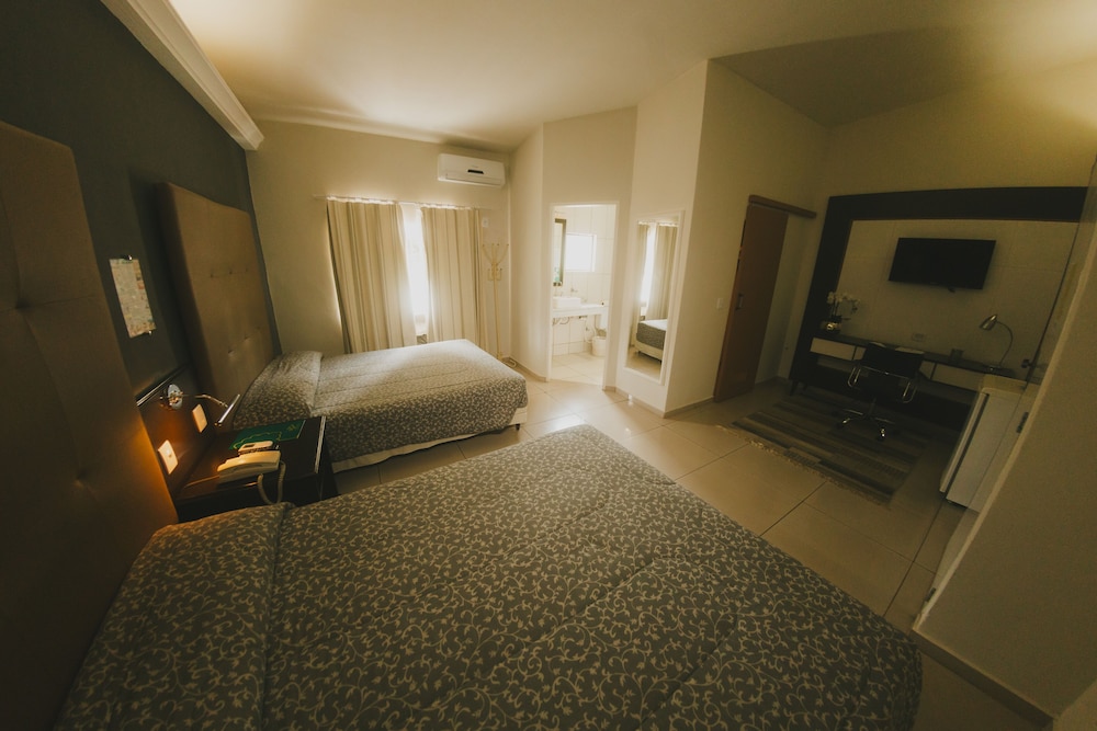 Traditional Suite photo 3