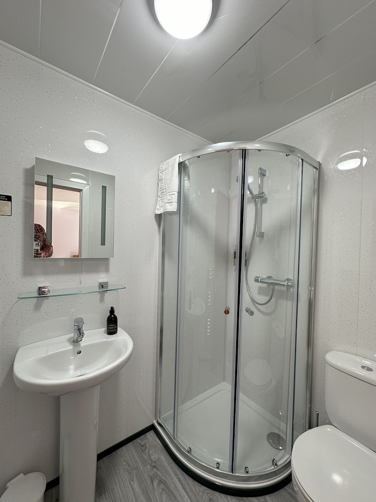 Double Room, Ensuite (Room 14, 1st Floor) photo 2