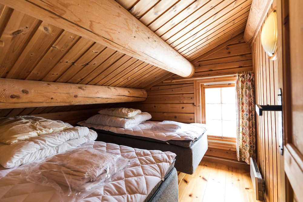 Comfort Cabin, Multiple Beds photo 1