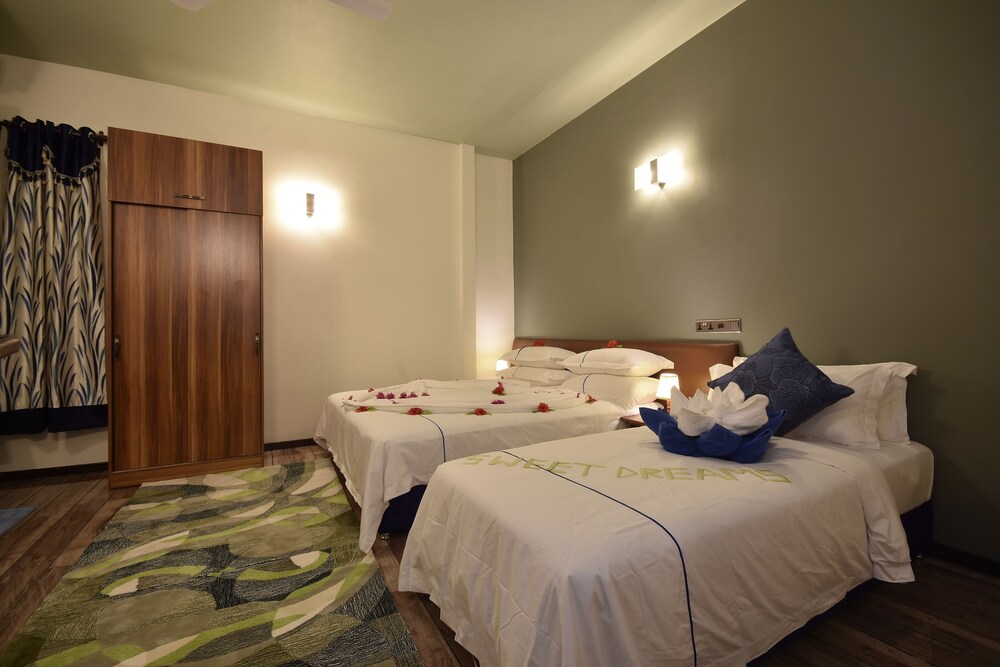 Deluxe Double Room photo 2