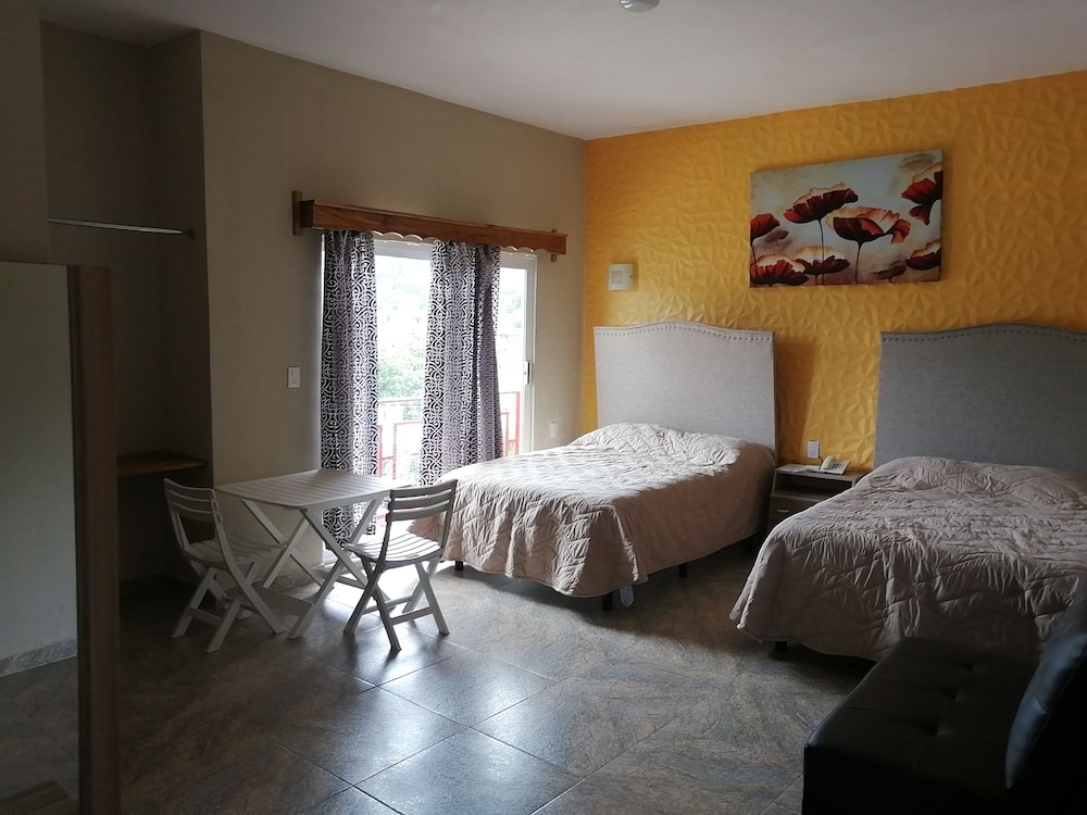 Comfort Double Room, Multiple Beds, Private Bathroom, Mountain View