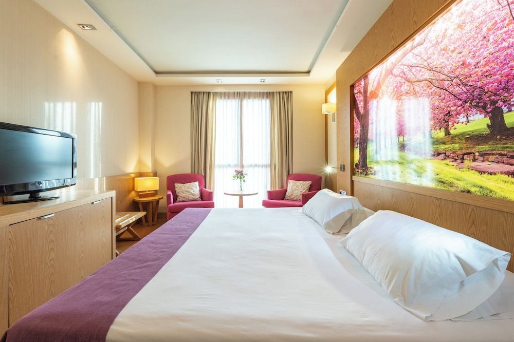 Standard Double Room - Photo 4