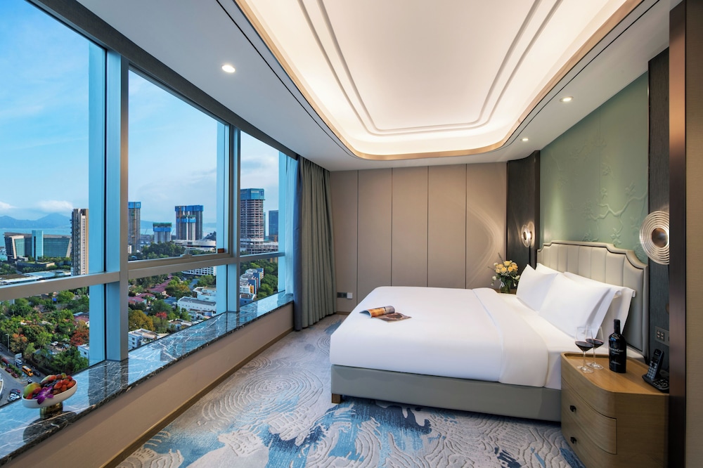 Executive Suite, Ocean View