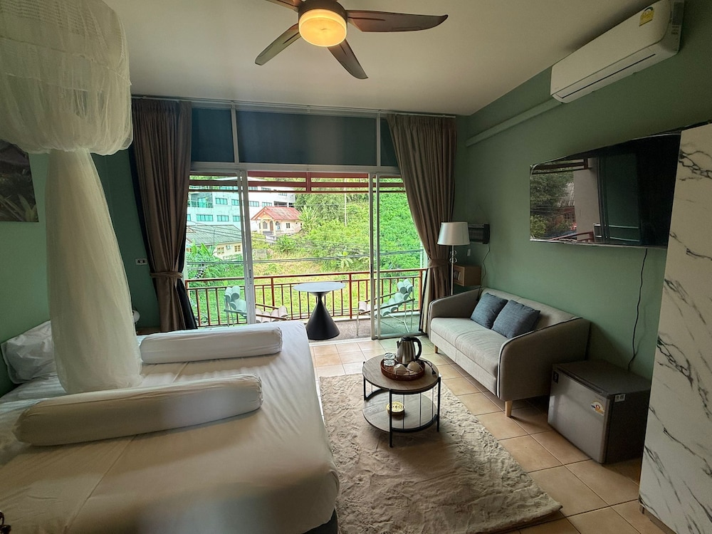 Deluxe Double Room, Balcony, Garden View photo 1