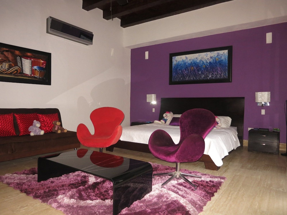 Luxury Room, 1 King Bed photo 1