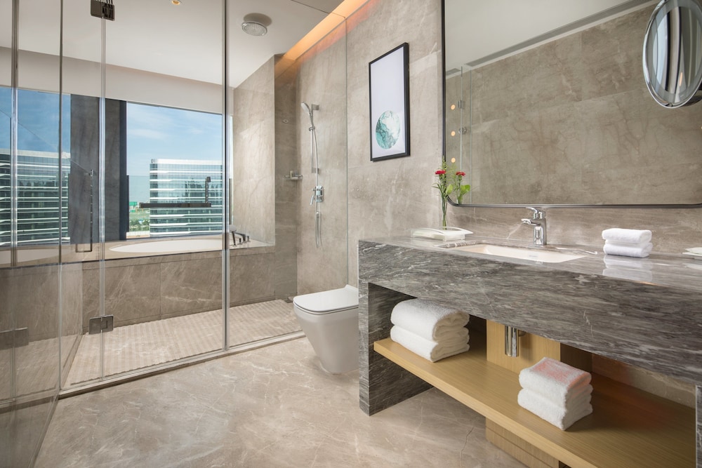 Suite, 1 King Bed (Additional Living Area) - Photo 2