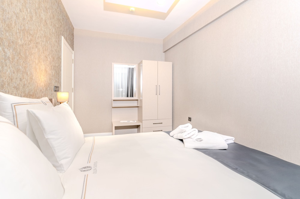 Basic Suite - Photo 16