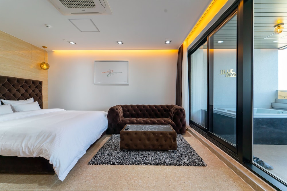 Deluxe Spa - Photo 2