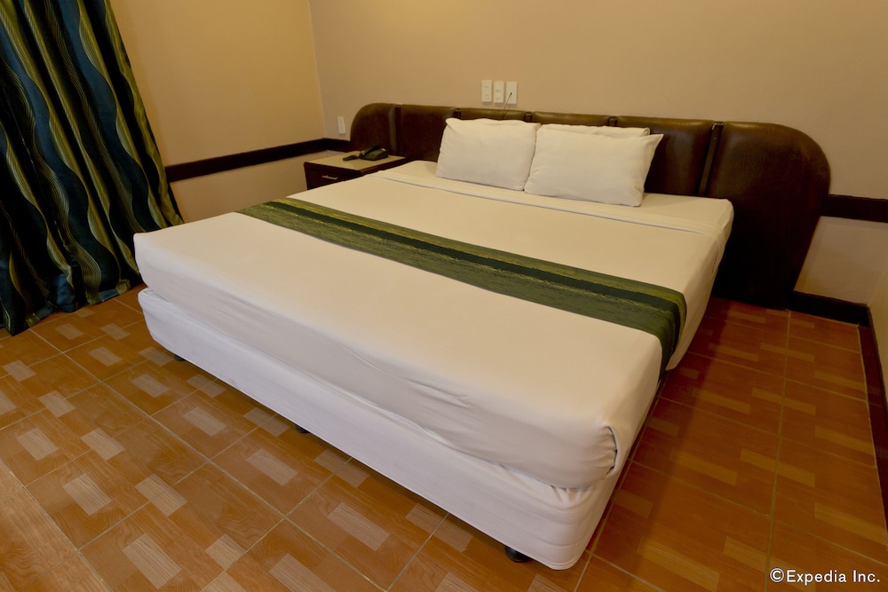 Deluxe Room - Photo 5
