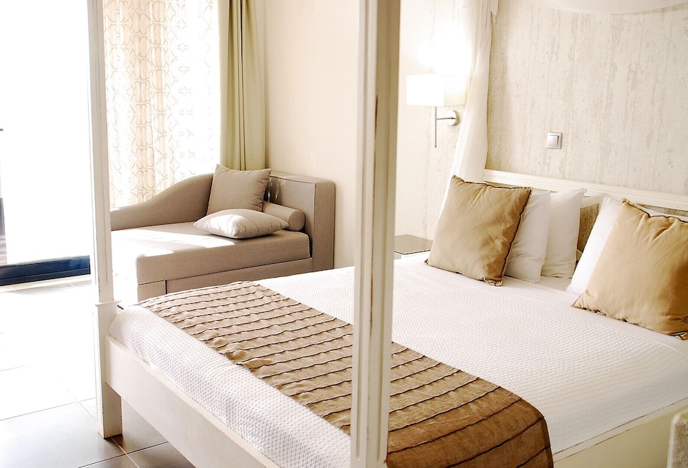 Deluxe Studio Suite