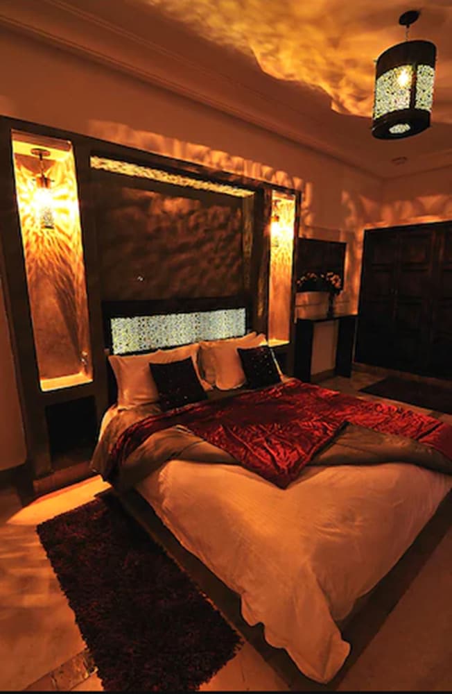 Deluxe Suite (Bougainvillea)