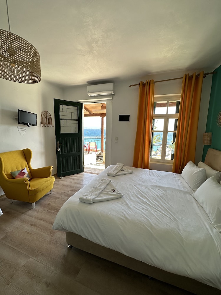 Comfort Triple Room, Sea View photo 1
