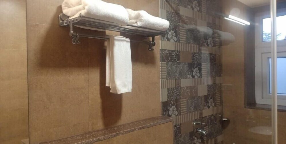 Luxury Suite photo 2