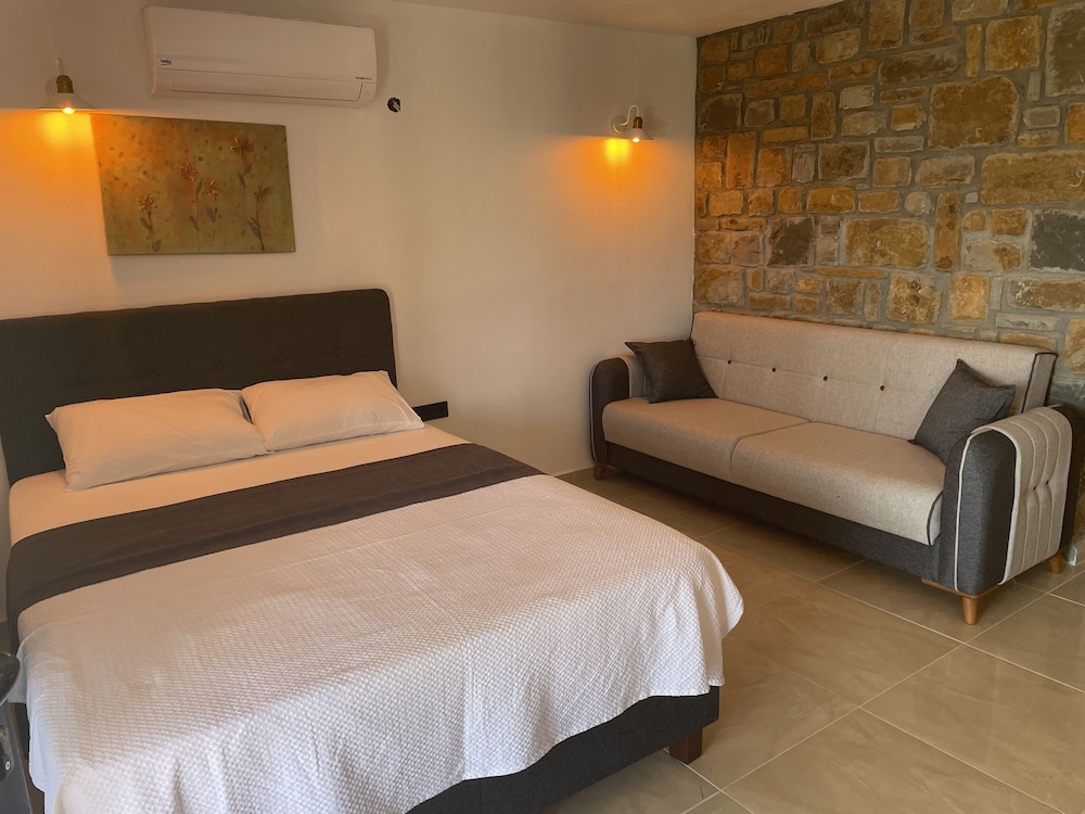 Comfort Double Room, Patio - Photo 5