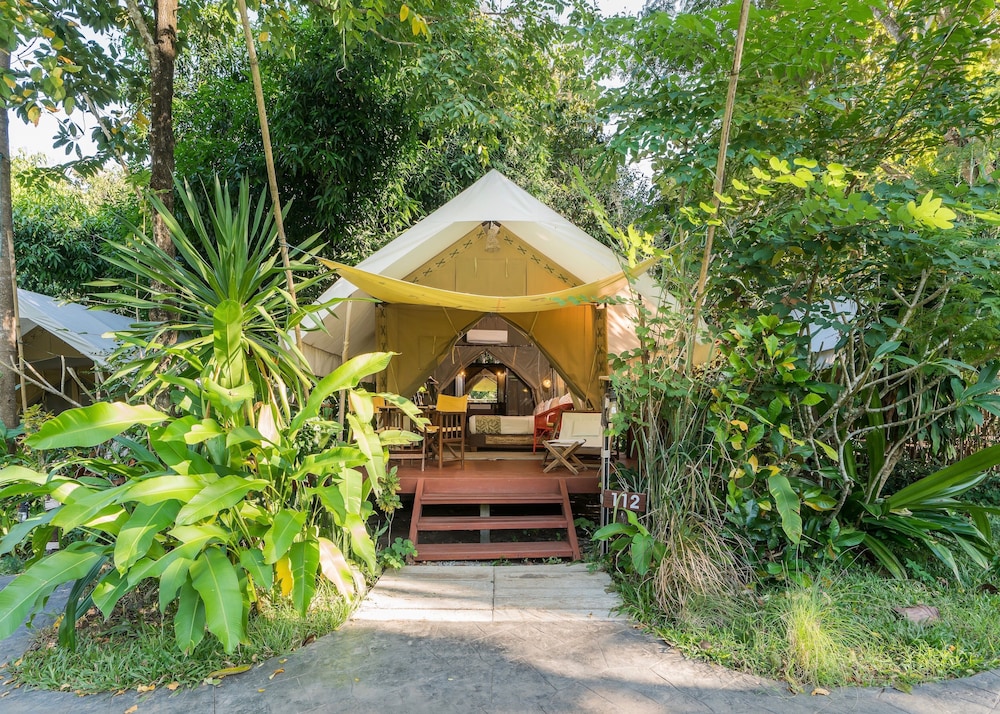 Superior Tent (Dinner + Breakfast + Lunch) - Photo 5