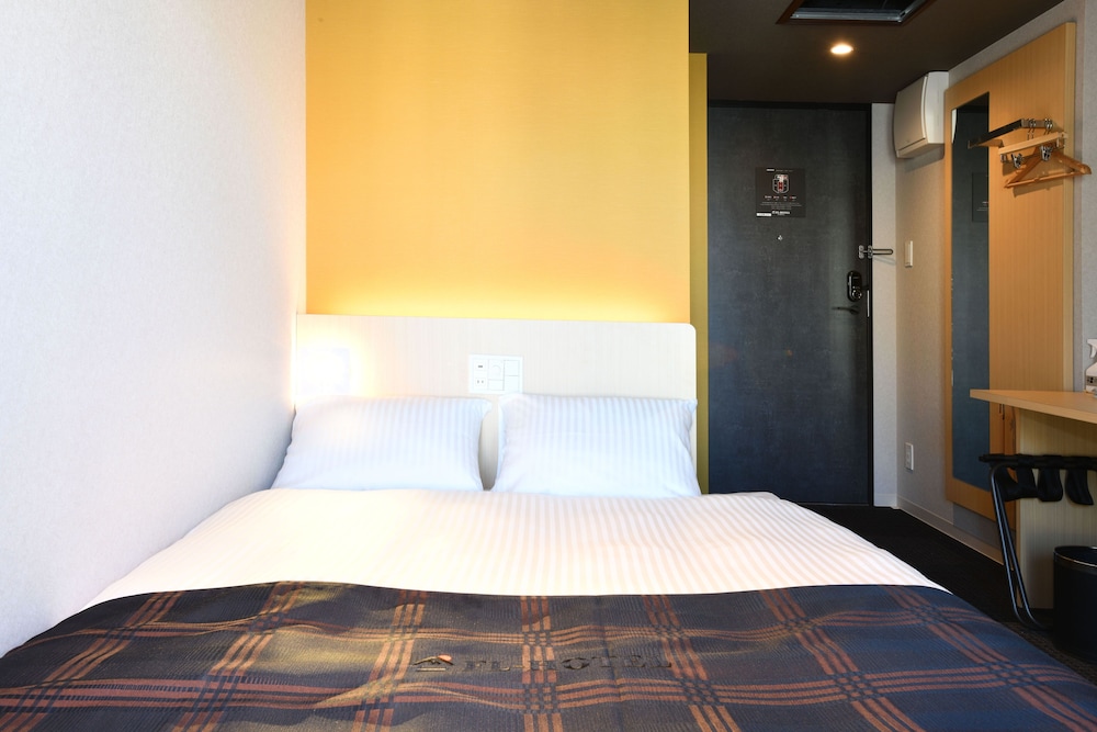 Basic Double Room photo 2
