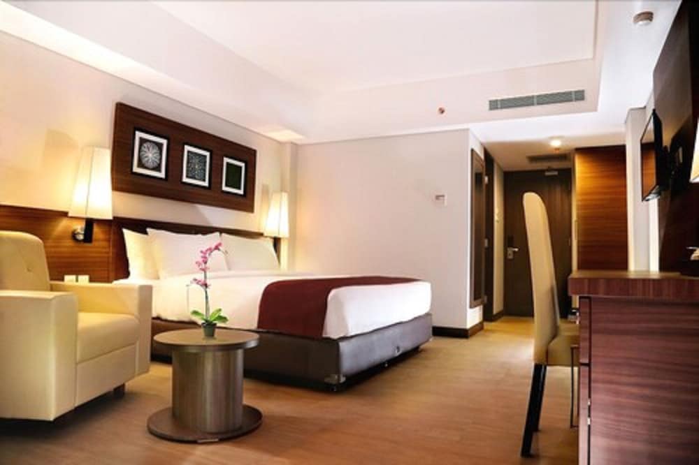 Deluxe Room with View photo 2