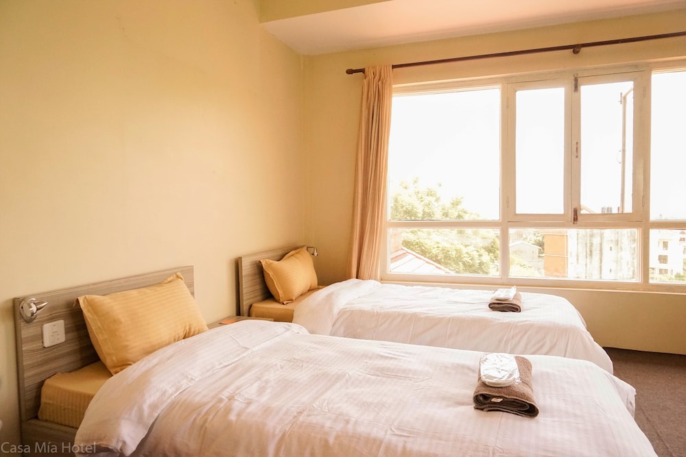 Standard Twin Room, Multiple Beds, Shared Bathroom, Park View