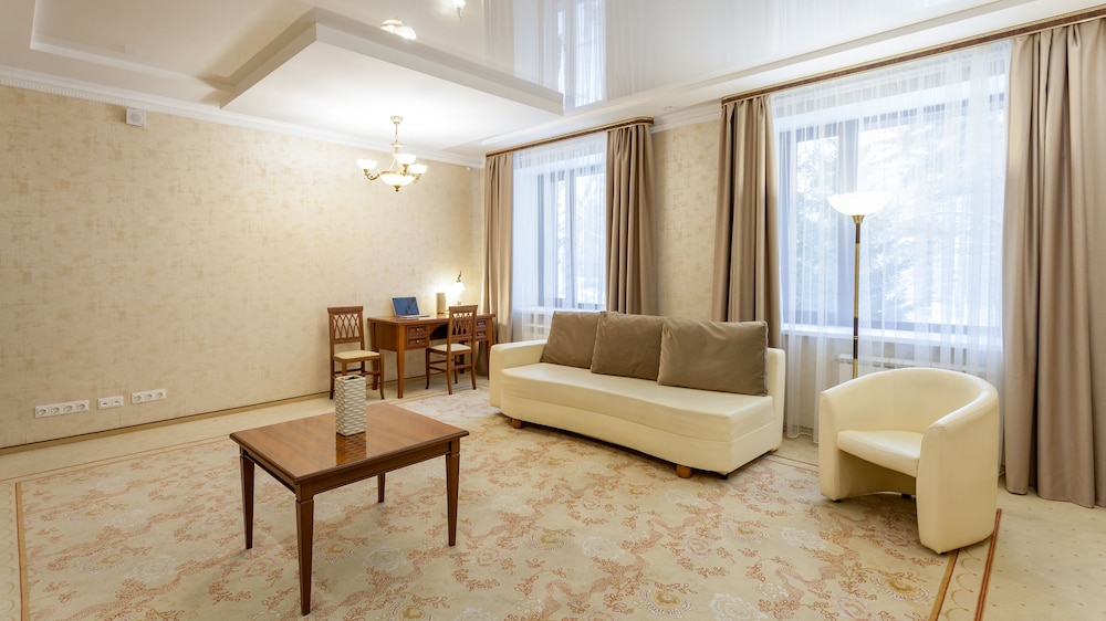 Suite (incl. SPA access 09:00AM-11:00AM) photo 2