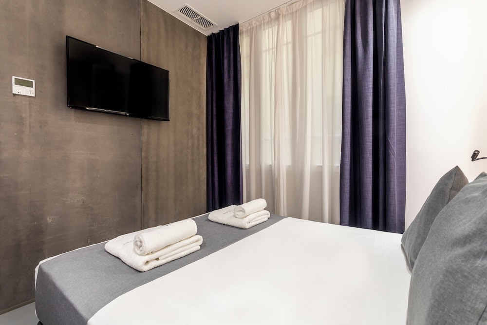Standard Double room, interior