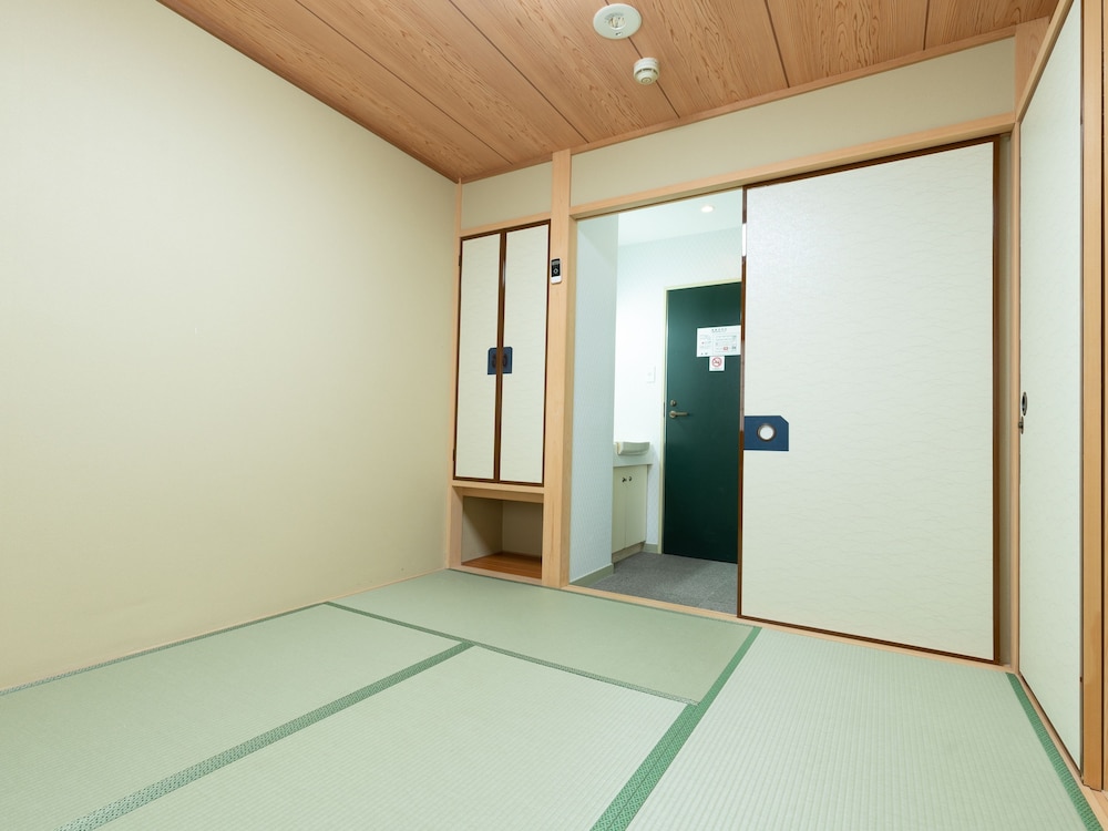 Japanese Style Room, Single Use, Shared Bathroom, Non Smoking photo 3