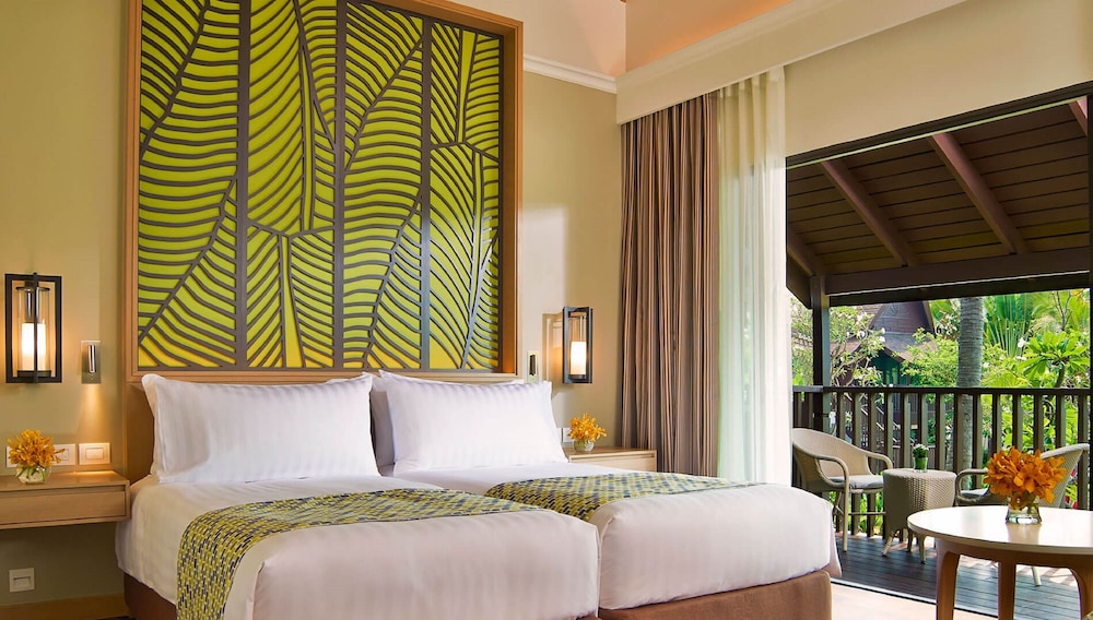 Deluxe Twin Room with Pool view - Thai Village Wing - Photo 3