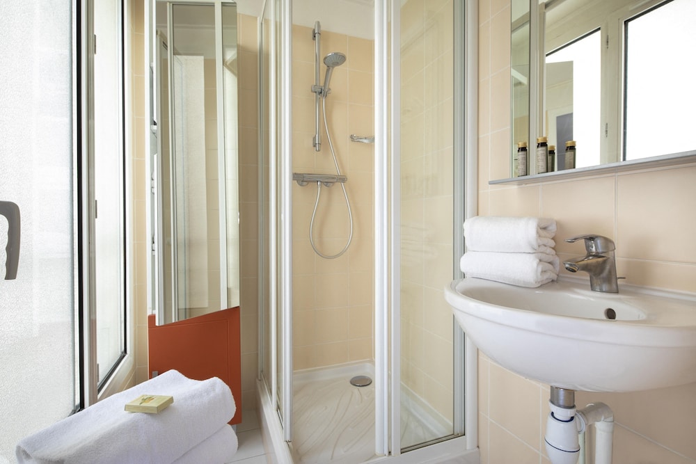 Superior Double Or Twin Room (Queen Bed) photo 2