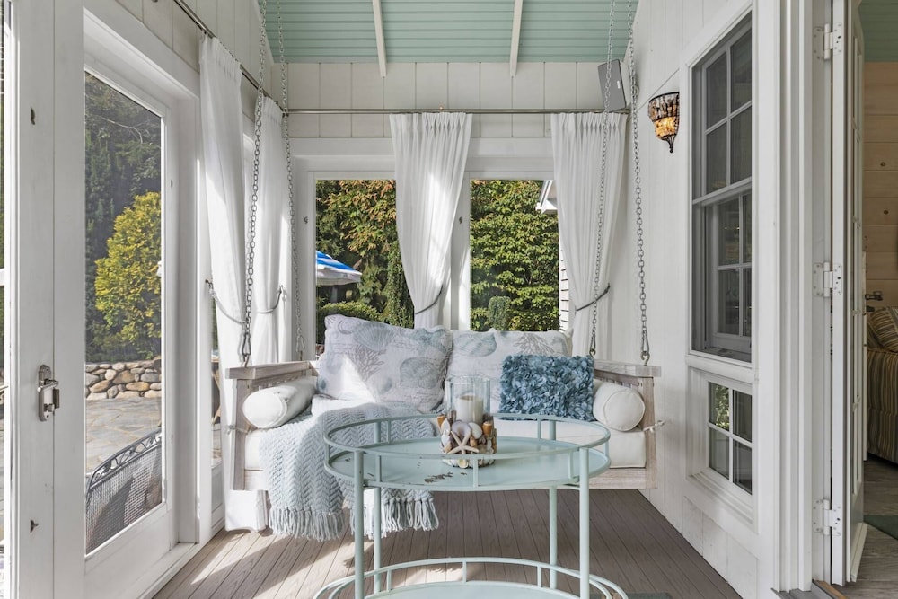 Cottage (Glamorous Cabana) photo 3