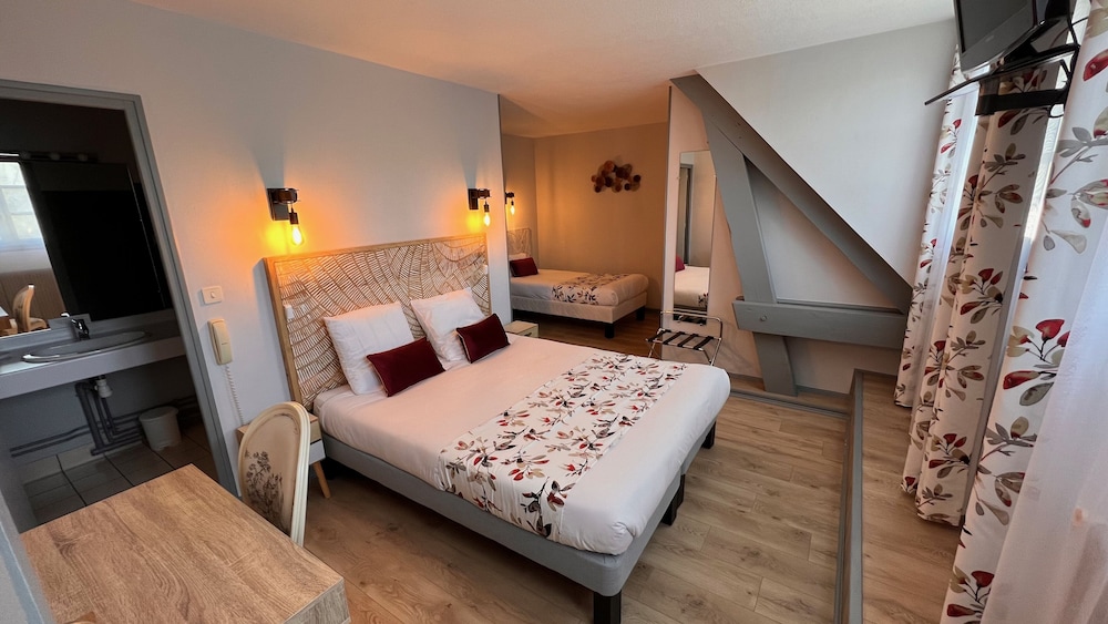 Comfort Triple Room