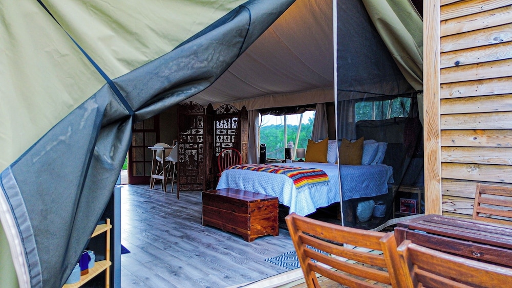 Luxury Tent, Multiple Beds, Balcony, Valley View photo 2