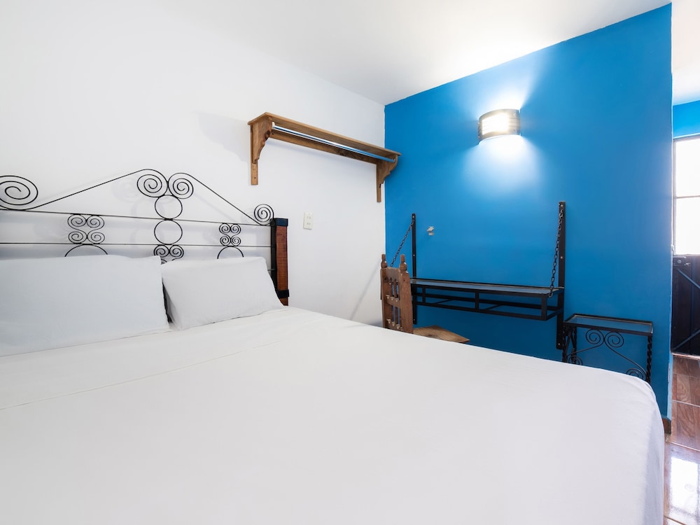 Standard Room - Photo 2
