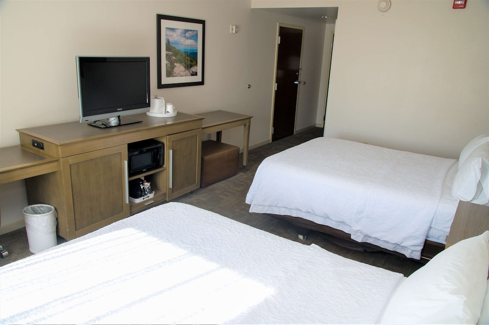 Room, 2 Queen Beds, Accessible, Non Smoking photo 3