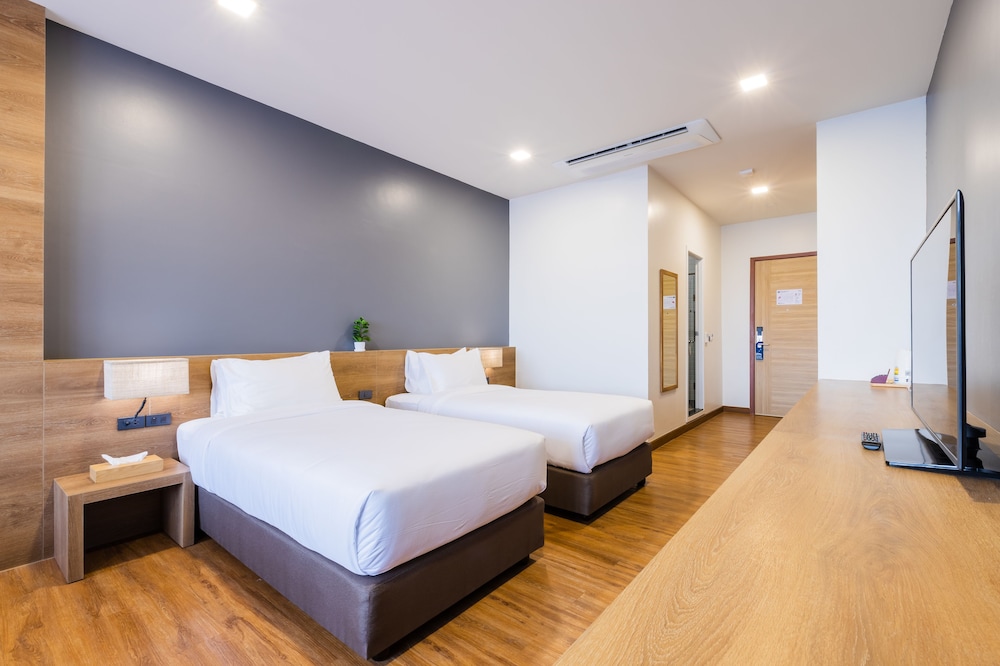 Premier Twin Room - Photo 5