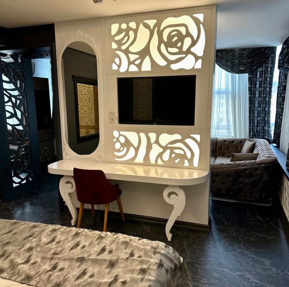 Exclusive Suite, City View photo 1