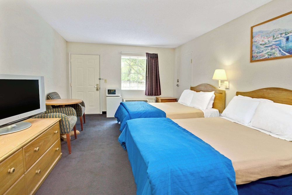 Room, 2 Double Beds, Non Smoking photo 1