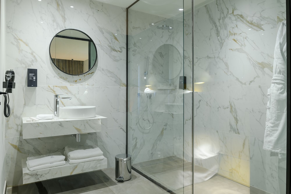 GREEN DELUXE ROOM - Photo 19