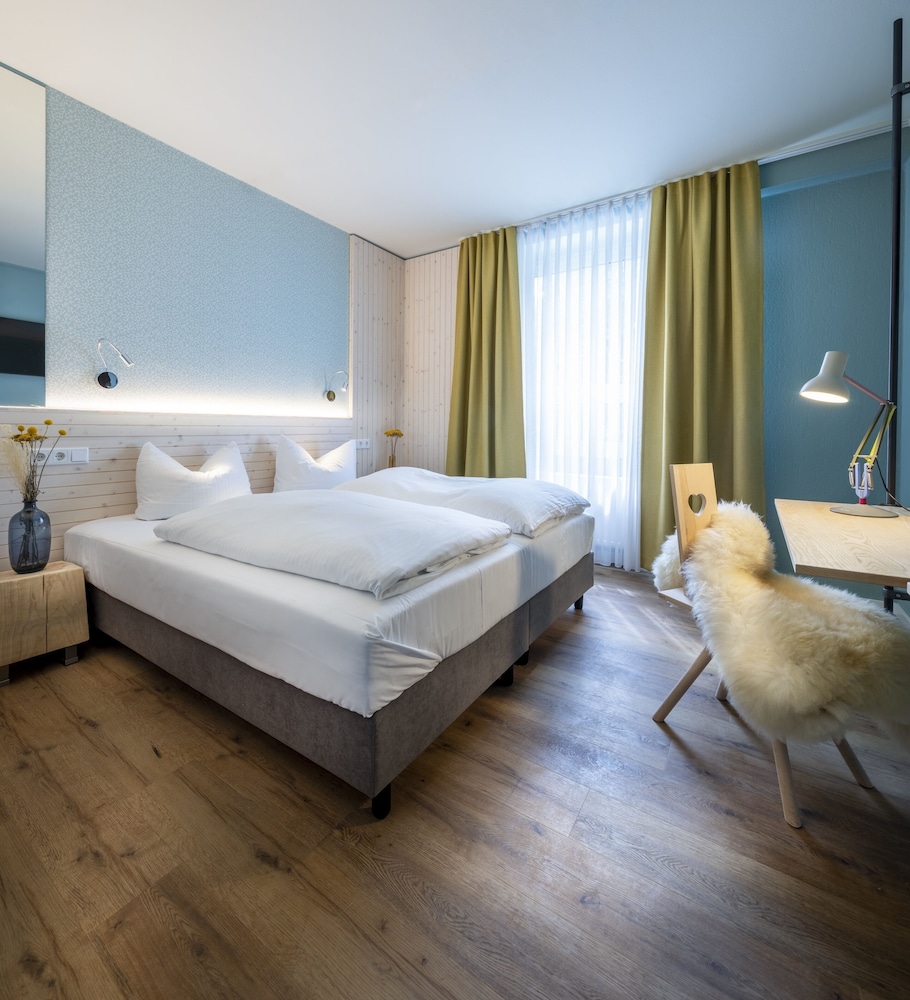 Standard Double Room - Photo 1