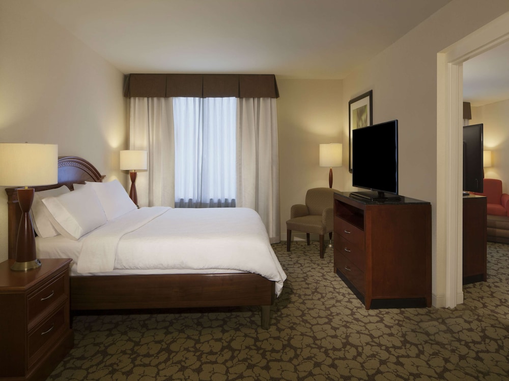 Suite, 1 Bedroom, Accessible (Mobility, Roll-in Shower) - Photo 4