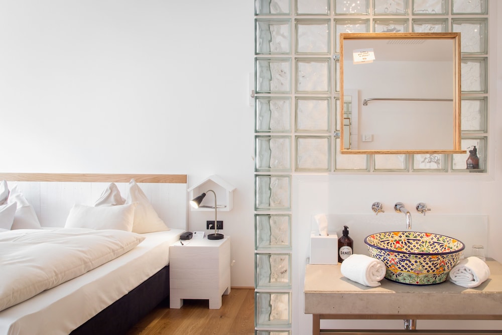 Independent Room - Photo 1