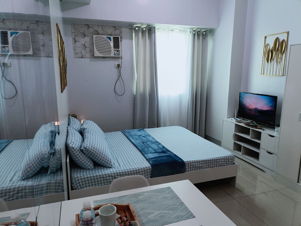 Standard Studio Suite, 1 Queen Bed photo 3