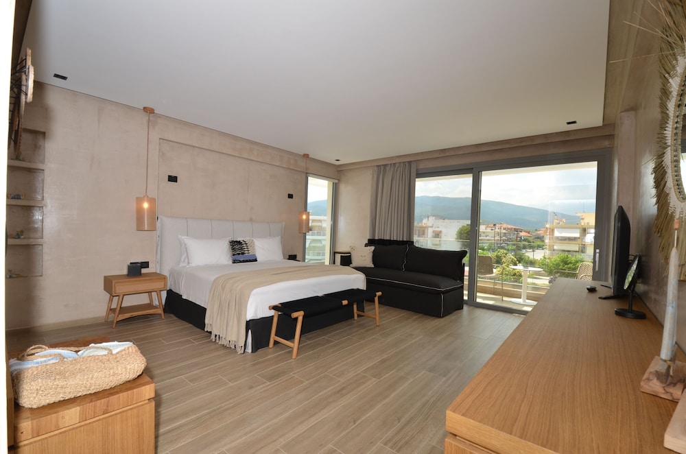 Deluxe Room (Smart Room) - Photo 9