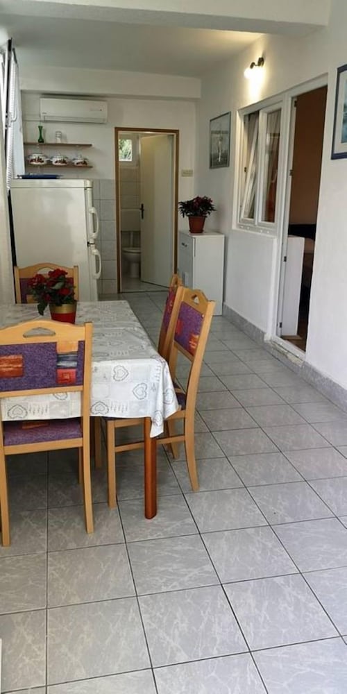 Apartment (Mili - 200m from the beach - A1(4+1)) photo 1