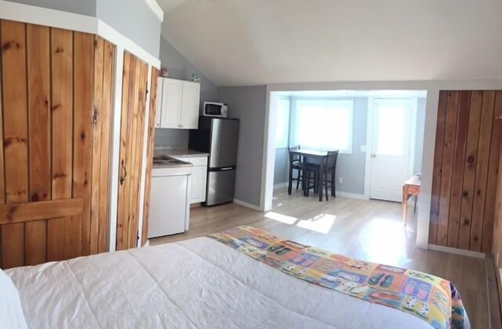18 Studio Cottage photo 1