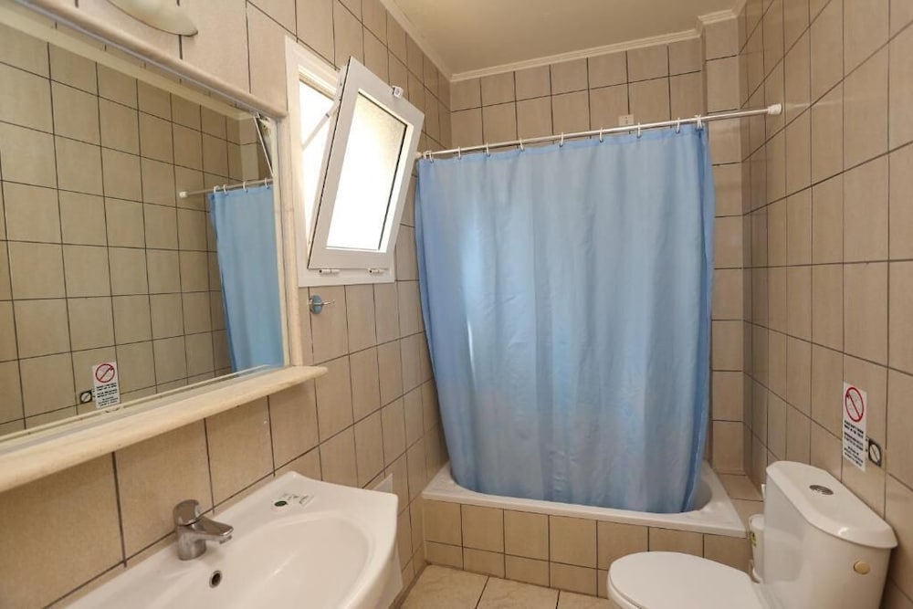 Standard Room, Sea View - Photo 8