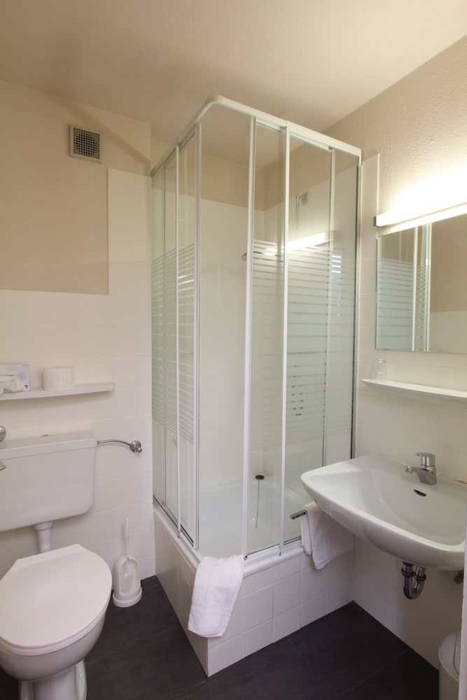 Classic Double Room, Balcony, Mountain View photo 2