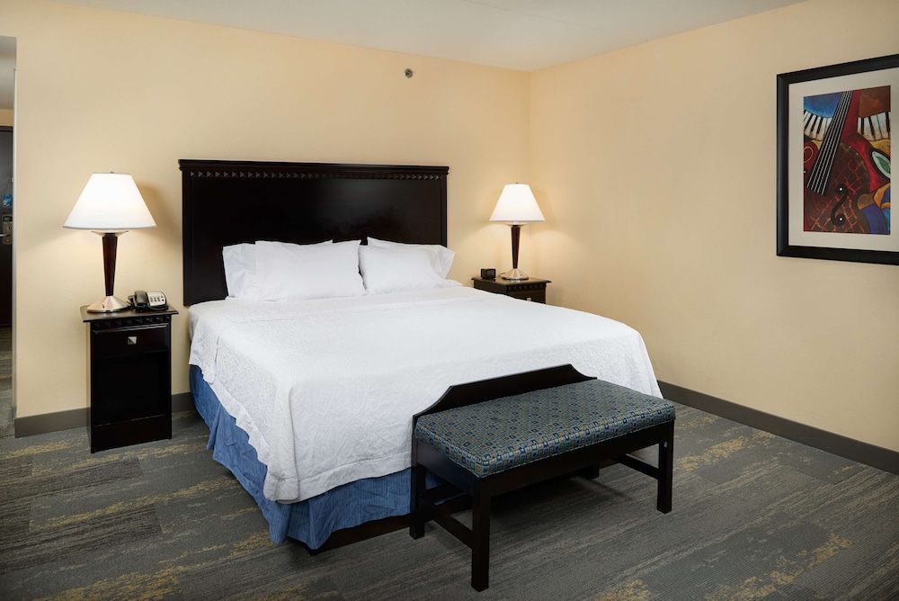 Room, 1 King Bed, Non Smoking - Photo 1